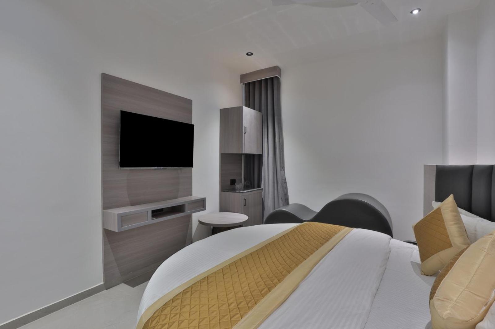 Hotel Legacy Ахмедабад Экстерьер фото